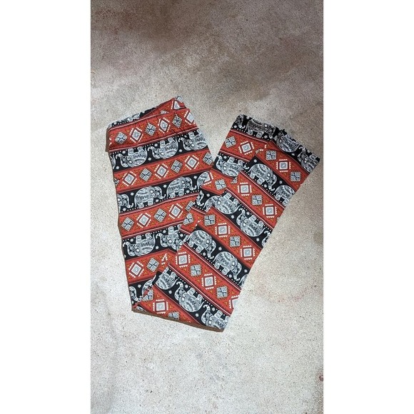 No Boundaries Elephant Print Fashion Leggings Casual Pants Medium - Picture 3 of 5